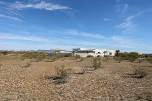 51340 W Iver Rd, Aguila, AZ 85320 - Photo 4