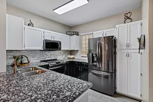 16013 S Desert Foothills Pkwy, Phoenix, AZ 85048 - Photo 4