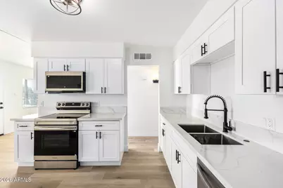 1346 N 41st Avenue, Phoenix, AZ 85009 - Photo 1