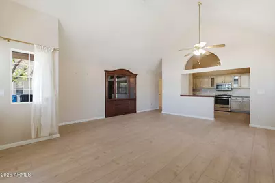 321 E Mitchell Drive, Phoenix, AZ 85012 - Photo 10