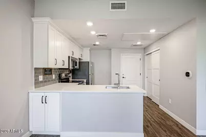 475 N 9th Street #204, Phoenix, AZ 85006 - Photo 8