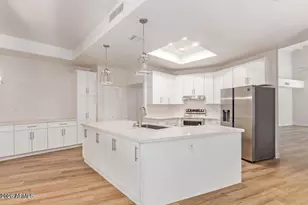 1527 E Beacon Dr, Gilbert, AZ 85234 - Photo 10