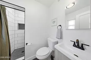 2406 E Elm St, Phoenix, AZ 85016 - Photo 18