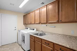 21320 N 56th St, Phoenix, AZ 85054 - Photo 18