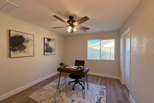 15227 N 23rd Ln, Phoenix, AZ 85023 - Photo 8