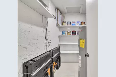 6639 N Chatelaine Place, Phoenix, AZ 85014 - Photo 12