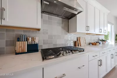 18118 W Highland Avenue, Goodyear, AZ 85395 - Photo 12