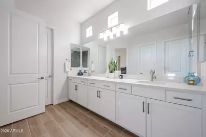 18118 W Highland Avenue, Goodyear, AZ 85395 - Photo 30