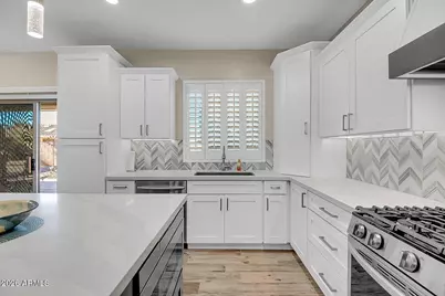 16917 W Cortaro Point Drive, Surprise, AZ 85387 - Photo 10