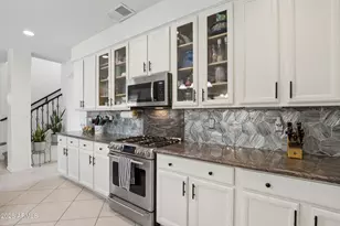22422 N 80th Ln, Peoria, AZ 85383 - Photo 10