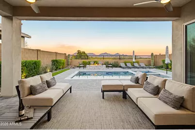 21841 N 62nd Street, Phoenix, AZ 85054 - Photo 2