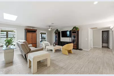 26429 S Greencastle Drive, Sun Lakes, AZ 85248 - Photo 6