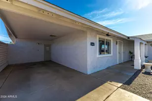 11467 N Desert Hills Dr, Sun City, AZ 85351 - Photo 16