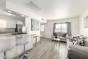 11467 N Desert Hills Dr, Sun City, AZ 85351 - Photo 6