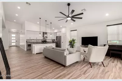 2418 E Amelia Avenue, Phoenix, AZ 85016 - Photo 8