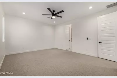 2418 E Amelia Avenue, Phoenix, AZ 85016 - Photo 14