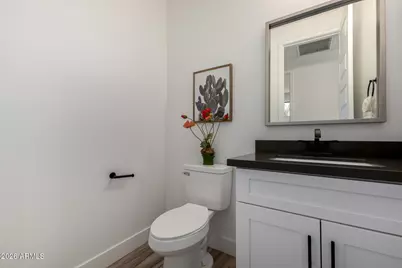 2418 E Amelia Avenue, Phoenix, AZ 85016 - Photo 24