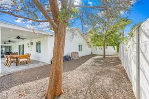 4110 E Catalina Dr, Phoenix, AZ 85018 - Photo 46