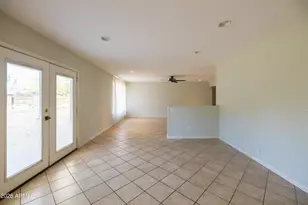 51 W Hillview St, Mesa, AZ 85201 - Photo 28