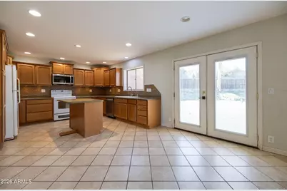 51 W Hillview Street, Mesa, AZ 85201 - Photo 18