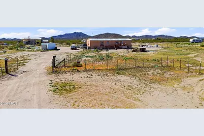 67414 Elm Way, Salome, AZ 85348 - Photo 1