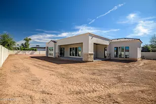 7436 W Calavar Rd, Peoria, AZ 85381 - Photo 32