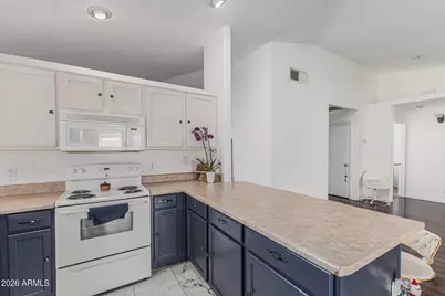 5315 S 28th Drive, Phoenix, AZ 85041 - Photo 14