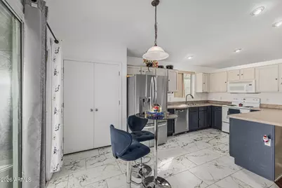 5315 S 28th Drive, Phoenix, AZ 85041 - Photo 12