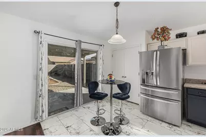 5315 S 28th Drive, Phoenix, AZ 85041 - Photo 10