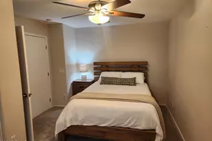 860 N McQueen Rd, Chandler, AZ 85225 - Photo 40