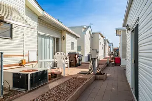 695 Felspar Dr, Apache Junction, AZ 85119 - Photo 38