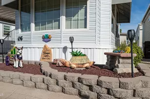 695 Felspar Dr, Apache Junction, AZ 85119 - Photo 36