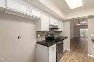 2615 W Willow Ave, Phoenix, AZ 85029 - Photo 10