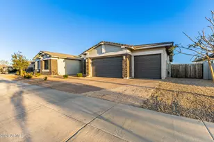 23115 E Via de Olivos, Queen Creek, AZ 85142 - Photo 20