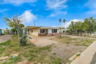 7637 E Flossmoor Ave, Mesa, AZ 85208 - Photo 2