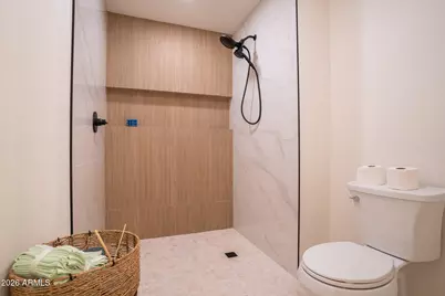 19617 N Willowcreek Circle, Sun City, AZ 85373 - Photo 14