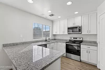 1365 E Betsy Lane, Gilbert, AZ 85296 - Photo 10