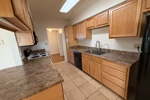 2514 W Larkspur Dr, Phoenix, AZ 85029 - Photo 8