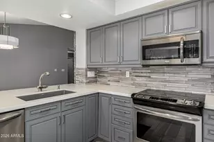 801 E Acoma Dr, Phoenix, AZ 85022 - Photo 26