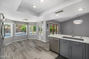 801 E Acoma Dr, Phoenix, AZ 85022 - Photo 24