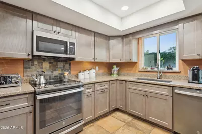 3253 E Vogel Avenue, Phoenix, AZ 85028 - Photo 14