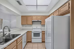 18846 N Palomar Dr, Sun City West, AZ 85375 - Photo 24