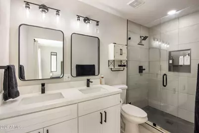 5117 E Beck Lane, Scottsdale, AZ 85254 - Photo 16