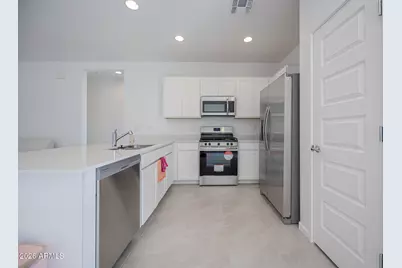 12503 W Parkway Lane, Avondale, AZ 85323 - Photo 8