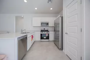 12503 W Pkwy Ln, Avondale, AZ 85323 - Photo 8