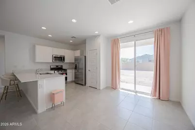 12503 W Parkway Lane, Avondale, AZ 85323 - Photo 6