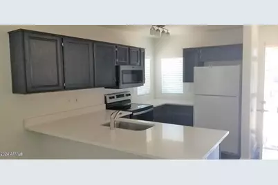 1120 N Val Vista Drive #Unit 62, Gilbert, AZ 85234 - Photo 2