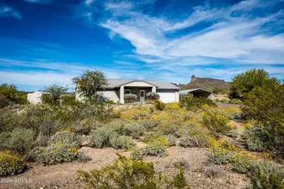 20880 E Tara Springs Road, Black Canyon City, AZ 85324 - Photo 2