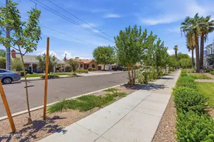 109 W Willo Ct, Phoenix, AZ 85003 - Photo 34