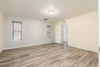 10215 W Mountain View Road, Sun City, AZ 85351 - Photo 18